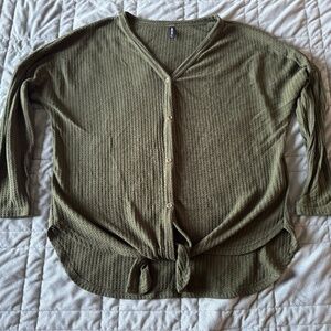 Iwollence L Green Waffle Knit Tie Sweater